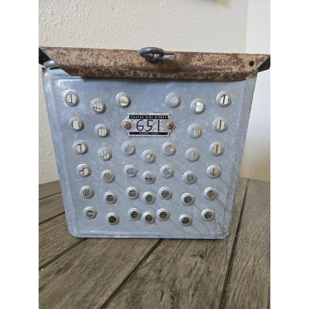 Vintage Kaspar Metal Wire Gym Locker Basket Rustic Primitive Farmhouse Cottage